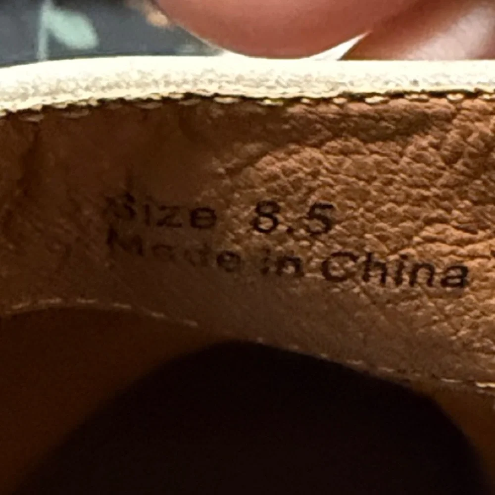 Brand New Ccocci Cream Ankle Boots - Picture 7 of 7